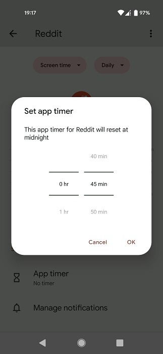 Setting app timer in Digital Wellbeing.