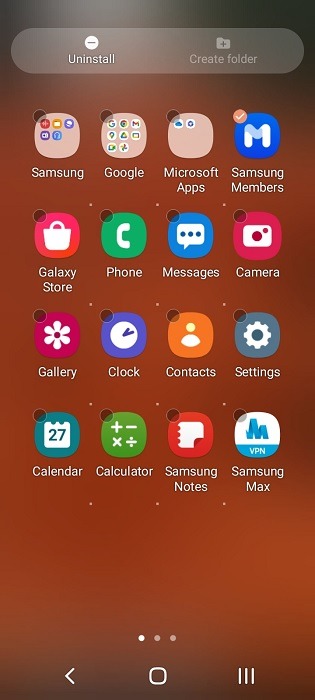 Long press create folder option disabled for selected Android app.
