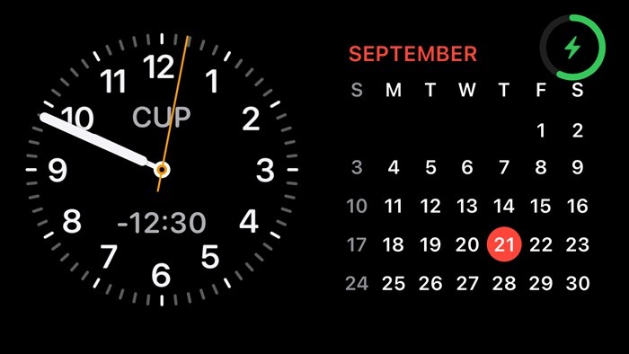 iPhone Standby Mode Clock and Calendar